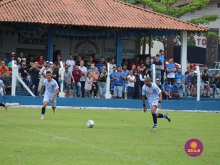 
<a style='margin-left: 5px;' class='btn btn-xs btn-social btn-facebook' href='https://www.facebook.com/sharer/sharer.php?u=https://www.boladovale.com.br/imgs/800-800-90/conteudo/fotos/1536/img7808.jpg' rel='popup' data-width='500' data-height='400'><i class='fa fa-facebook'></i>Compartilhar <span class='hidden-xs'>no Facebook</span>
</a> 
<a class='btn btn-default btn-xs' target='_blank' href='imgs/800-800-90/conteudo/fotos/1536/img7808.jpg'>
<span class='glyphicon glyphicon-cloud-download'></span> Salvar
</a> 
<span></span>