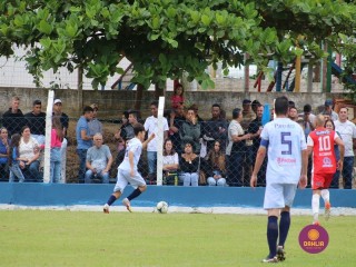 
<a style='margin-left: 5px;' class='btn btn-xs btn-social btn-facebook' href='https://www.facebook.com/sharer/sharer.php?u=https://www.boladovale.com.br/imgs/800-800-90/conteudo/fotos/1536/img7811.jpg' rel='popup' data-width='500' data-height='400'><i class='fa fa-facebook'></i>Compartilhar <span class='hidden-xs'>no Facebook</span>
</a> 
<a class='btn btn-default btn-xs' target='_blank' href='imgs/800-800-90/conteudo/fotos/1536/img7811.jpg'>
<span class='glyphicon glyphicon-cloud-download'></span> Salvar
</a> 
<span></span>