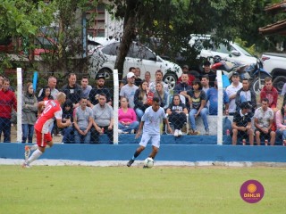 
<a style='margin-left: 5px;' class='btn btn-xs btn-social btn-facebook' href='https://www.facebook.com/sharer/sharer.php?u=https://www.boladovale.com.br/imgs/800-800-90/conteudo/fotos/1536/img7812.jpg' rel='popup' data-width='500' data-height='400'><i class='fa fa-facebook'></i>Compartilhar <span class='hidden-xs'>no Facebook</span>
</a> 
<a class='btn btn-default btn-xs' target='_blank' href='imgs/800-800-90/conteudo/fotos/1536/img7812.jpg'>
<span class='glyphicon glyphicon-cloud-download'></span> Salvar
</a> 
<span></span>