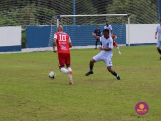 
<a style='margin-left: 5px;' class='btn btn-xs btn-social btn-facebook' href='https://www.facebook.com/sharer/sharer.php?u=https://www.boladovale.com.br/imgs/800-800-90/conteudo/fotos/1536/img7836.jpg' rel='popup' data-width='500' data-height='400'><i class='fa fa-facebook'></i>Compartilhar <span class='hidden-xs'>no Facebook</span>
</a> 
<a class='btn btn-default btn-xs' target='_blank' href='imgs/800-800-90/conteudo/fotos/1536/img7836.jpg'>
<span class='glyphicon glyphicon-cloud-download'></span> Salvar
</a> 
<span></span>