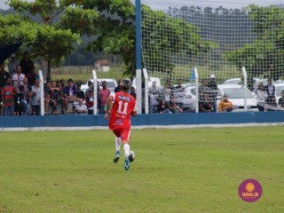 
<a style='margin-left: 5px;' class='btn btn-xs btn-social btn-facebook' href='https://www.facebook.com/sharer/sharer.php?u=https://www.boladovale.com.br/imgs/800-800-90/conteudo/fotos/1536/img7879.jpg' rel='popup' data-width='500' data-height='400'><i class='fa fa-facebook'></i>Compartilhar <span class='hidden-xs'>no Facebook</span>
</a> 
<a class='btn btn-default btn-xs' target='_blank' href='imgs/800-800-90/conteudo/fotos/1536/img7879.jpg'>
<span class='glyphicon glyphicon-cloud-download'></span> Salvar
</a> 
<span></span>