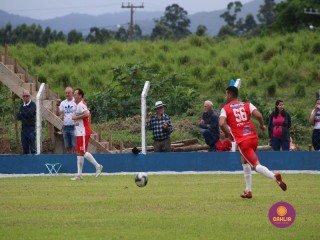 
<a style='margin-left: 5px;' class='btn btn-xs btn-social btn-facebook' href='https://www.facebook.com/sharer/sharer.php?u=https://www.boladovale.com.br/imgs/800-800-90/conteudo/fotos/1536/img7885.jpg' rel='popup' data-width='500' data-height='400'><i class='fa fa-facebook'></i>Compartilhar <span class='hidden-xs'>no Facebook</span>
</a> 
<a class='btn btn-default btn-xs' target='_blank' href='imgs/800-800-90/conteudo/fotos/1536/img7885.jpg'>
<span class='glyphicon glyphicon-cloud-download'></span> Salvar
</a> 
<span></span>