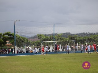 
<a style='margin-left: 5px;' class='btn btn-xs btn-social btn-facebook' href='https://www.facebook.com/sharer/sharer.php?u=https://www.boladovale.com.br/imgs/800-800-90/conteudo/fotos/1536/img7923.jpg' rel='popup' data-width='500' data-height='400'><i class='fa fa-facebook'></i>Compartilhar <span class='hidden-xs'>no Facebook</span>
</a> 
<a class='btn btn-default btn-xs' target='_blank' href='imgs/800-800-90/conteudo/fotos/1536/img7923.jpg'>
<span class='glyphicon glyphicon-cloud-download'></span> Salvar
</a> 
<span></span>