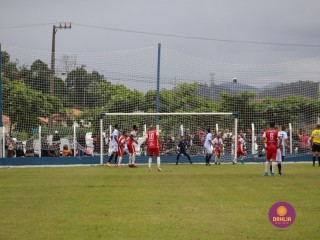 
<a style='margin-left: 5px;' class='btn btn-xs btn-social btn-facebook' href='https://www.facebook.com/sharer/sharer.php?u=https://www.boladovale.com.br/imgs/800-800-90/conteudo/fotos/1536/img7937.jpg' rel='popup' data-width='500' data-height='400'><i class='fa fa-facebook'></i>Compartilhar <span class='hidden-xs'>no Facebook</span>
</a> 
<a class='btn btn-default btn-xs' target='_blank' href='imgs/800-800-90/conteudo/fotos/1536/img7937.jpg'>
<span class='glyphicon glyphicon-cloud-download'></span> Salvar
</a> 
<span></span>