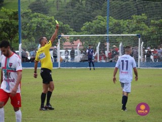 
<a style='margin-left: 5px;' class='btn btn-xs btn-social btn-facebook' href='https://www.facebook.com/sharer/sharer.php?u=https://www.boladovale.com.br/imgs/800-800-90/conteudo/fotos/1536/img7987.jpg' rel='popup' data-width='500' data-height='400'><i class='fa fa-facebook'></i>Compartilhar <span class='hidden-xs'>no Facebook</span>
</a> 
<a class='btn btn-default btn-xs' target='_blank' href='imgs/800-800-90/conteudo/fotos/1536/img7987.jpg'>
<span class='glyphicon glyphicon-cloud-download'></span> Salvar
</a> 
<span></span>