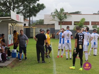 
<a style='margin-left: 5px;' class='btn btn-xs btn-social btn-facebook' href='https://www.facebook.com/sharer/sharer.php?u=https://www.boladovale.com.br/imgs/800-800-90/conteudo/fotos/1537/img8076.jpg' rel='popup' data-width='500' data-height='400'><i class='fa fa-facebook'></i>Compartilhar <span class='hidden-xs'>no Facebook</span>
</a> 
<a class='btn btn-default btn-xs' target='_blank' href='imgs/800-800-90/conteudo/fotos/1537/img8076.jpg'>
<span class='glyphicon glyphicon-cloud-download'></span> Salvar
</a> 
<span></span>