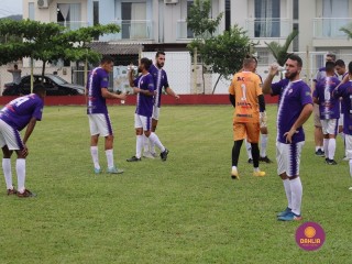 
<a style='margin-left: 5px;' class='btn btn-xs btn-social btn-facebook' href='https://www.facebook.com/sharer/sharer.php?u=https://www.boladovale.com.br/imgs/800-800-90/conteudo/fotos/1537/img8079.jpg' rel='popup' data-width='500' data-height='400'><i class='fa fa-facebook'></i>Compartilhar <span class='hidden-xs'>no Facebook</span>
</a> 
<a class='btn btn-default btn-xs' target='_blank' href='imgs/800-800-90/conteudo/fotos/1537/img8079.jpg'>
<span class='glyphicon glyphicon-cloud-download'></span> Salvar
</a> 
<span></span>