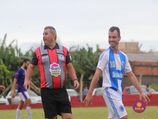 
<a style='margin-left: 5px;' class='btn btn-xs btn-social btn-facebook' href='https://www.facebook.com/sharer/sharer.php?u=https://www.boladovale.com.br/imgs/800-800-90/conteudo/fotos/1537/img8092.jpg' rel='popup' data-width='500' data-height='400'><i class='fa fa-facebook'></i>Compartilhar <span class='hidden-xs'>no Facebook</span>
</a> 
<a class='btn btn-default btn-xs' target='_blank' href='imgs/800-800-90/conteudo/fotos/1537/img8092.jpg'>
<span class='glyphicon glyphicon-cloud-download'></span> Salvar
</a> 
<span></span>