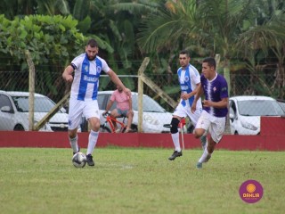 
<a style='margin-left: 5px;' class='btn btn-xs btn-social btn-facebook' href='https://www.facebook.com/sharer/sharer.php?u=https://www.boladovale.com.br/imgs/800-800-90/conteudo/fotos/1537/img8107.jpg' rel='popup' data-width='500' data-height='400'><i class='fa fa-facebook'></i>Compartilhar <span class='hidden-xs'>no Facebook</span>
</a> 
<a class='btn btn-default btn-xs' target='_blank' href='imgs/800-800-90/conteudo/fotos/1537/img8107.jpg'>
<span class='glyphicon glyphicon-cloud-download'></span> Salvar
</a> 
<span></span>