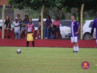 
<a style='margin-left: 5px;' class='btn btn-xs btn-social btn-facebook' href='https://www.facebook.com/sharer/sharer.php?u=https://www.boladovale.com.br/imgs/800-800-90/conteudo/fotos/1537/img8126.jpg' rel='popup' data-width='500' data-height='400'><i class='fa fa-facebook'></i>Compartilhar <span class='hidden-xs'>no Facebook</span>
</a> 
<a class='btn btn-default btn-xs' target='_blank' href='imgs/800-800-90/conteudo/fotos/1537/img8126.jpg'>
<span class='glyphicon glyphicon-cloud-download'></span> Salvar
</a> 
<span></span>