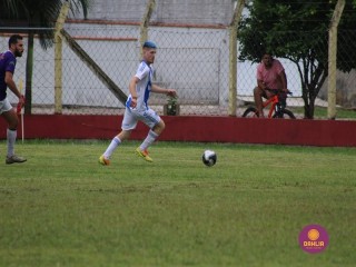 
<a style='margin-left: 5px;' class='btn btn-xs btn-social btn-facebook' href='https://www.facebook.com/sharer/sharer.php?u=https://www.boladovale.com.br/imgs/800-800-90/conteudo/fotos/1537/img8137.jpg' rel='popup' data-width='500' data-height='400'><i class='fa fa-facebook'></i>Compartilhar <span class='hidden-xs'>no Facebook</span>
</a> 
<a class='btn btn-default btn-xs' target='_blank' href='imgs/800-800-90/conteudo/fotos/1537/img8137.jpg'>
<span class='glyphicon glyphicon-cloud-download'></span> Salvar
</a> 
<span></span>