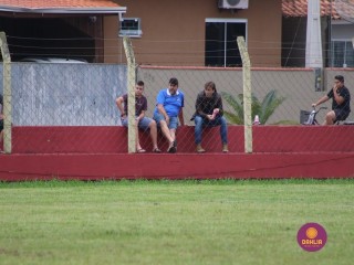 
<a style='margin-left: 5px;' class='btn btn-xs btn-social btn-facebook' href='https://www.facebook.com/sharer/sharer.php?u=https://www.boladovale.com.br/imgs/800-800-90/conteudo/fotos/1537/img8140.jpg' rel='popup' data-width='500' data-height='400'><i class='fa fa-facebook'></i>Compartilhar <span class='hidden-xs'>no Facebook</span>
</a> 
<a class='btn btn-default btn-xs' target='_blank' href='imgs/800-800-90/conteudo/fotos/1537/img8140.jpg'>
<span class='glyphicon glyphicon-cloud-download'></span> Salvar
</a> 
<span></span>