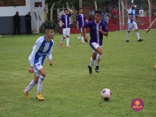 
<a style='margin-left: 5px;' class='btn btn-xs btn-social btn-facebook' href='https://www.facebook.com/sharer/sharer.php?u=https://www.boladovale.com.br/imgs/800-800-90/conteudo/fotos/1537/img8142.jpg' rel='popup' data-width='500' data-height='400'><i class='fa fa-facebook'></i>Compartilhar <span class='hidden-xs'>no Facebook</span>
</a> 
<a class='btn btn-default btn-xs' target='_blank' href='imgs/800-800-90/conteudo/fotos/1537/img8142.jpg'>
<span class='glyphicon glyphicon-cloud-download'></span> Salvar
</a> 
<span></span>