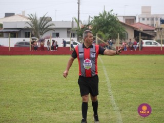 
<a style='margin-left: 5px;' class='btn btn-xs btn-social btn-facebook' href='https://www.facebook.com/sharer/sharer.php?u=https://www.boladovale.com.br/imgs/800-800-90/conteudo/fotos/1537/img8144.jpg' rel='popup' data-width='500' data-height='400'><i class='fa fa-facebook'></i>Compartilhar <span class='hidden-xs'>no Facebook</span>
</a> 
<a class='btn btn-default btn-xs' target='_blank' href='imgs/800-800-90/conteudo/fotos/1537/img8144.jpg'>
<span class='glyphicon glyphicon-cloud-download'></span> Salvar
</a> 
<span></span>