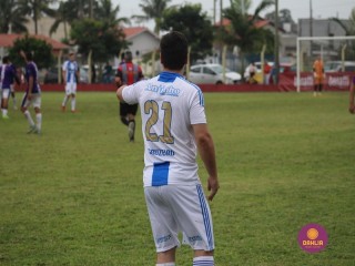 
<a style='margin-left: 5px;' class='btn btn-xs btn-social btn-facebook' href='https://www.facebook.com/sharer/sharer.php?u=https://www.boladovale.com.br/imgs/800-800-90/conteudo/fotos/1537/img8153.jpg' rel='popup' data-width='500' data-height='400'><i class='fa fa-facebook'></i>Compartilhar <span class='hidden-xs'>no Facebook</span>
</a> 
<a class='btn btn-default btn-xs' target='_blank' href='imgs/800-800-90/conteudo/fotos/1537/img8153.jpg'>
<span class='glyphicon glyphicon-cloud-download'></span> Salvar
</a> 
<span></span>