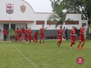 
<a style='margin-left: 5px;' class='btn btn-xs btn-social btn-facebook' href='https://www.facebook.com/sharer/sharer.php?u=https://www.boladovale.com.br/imgs/800-800-90/conteudo/fotos/1538/img8179.jpg' rel='popup' data-width='500' data-height='400'><i class='fa fa-facebook'></i>Compartilhar <span class='hidden-xs'>no Facebook</span>
</a> 
<a class='btn btn-default btn-xs' target='_blank' href='imgs/800-800-90/conteudo/fotos/1538/img8179.jpg'>
<span class='glyphicon glyphicon-cloud-download'></span> Salvar
</a> 
<span></span>