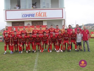 
<a style='margin-left: 5px;' class='btn btn-xs btn-social btn-facebook' href='https://www.facebook.com/sharer/sharer.php?u=https://www.boladovale.com.br/imgs/800-800-90/conteudo/fotos/1538/img8193.jpg' rel='popup' data-width='500' data-height='400'><i class='fa fa-facebook'></i>Compartilhar <span class='hidden-xs'>no Facebook</span>
</a> 
<a class='btn btn-default btn-xs' target='_blank' href='imgs/800-800-90/conteudo/fotos/1538/img8193.jpg'>
<span class='glyphicon glyphicon-cloud-download'></span> Salvar
</a> 
<span></span>