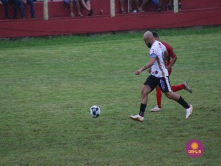 
<a style='margin-left: 5px;' class='btn btn-xs btn-social btn-facebook' href='https://www.facebook.com/sharer/sharer.php?u=https://www.boladovale.com.br/imgs/800-800-90/conteudo/fotos/1538/img8230.jpg' rel='popup' data-width='500' data-height='400'><i class='fa fa-facebook'></i>Compartilhar <span class='hidden-xs'>no Facebook</span>
</a> 
<a class='btn btn-default btn-xs' target='_blank' href='imgs/800-800-90/conteudo/fotos/1538/img8230.jpg'>
<span class='glyphicon glyphicon-cloud-download'></span> Salvar
</a> 
<span></span>