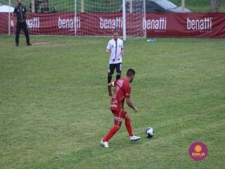 
<a style='margin-left: 5px;' class='btn btn-xs btn-social btn-facebook' href='https://www.facebook.com/sharer/sharer.php?u=https://www.boladovale.com.br/imgs/800-800-90/conteudo/fotos/1538/img8238.jpg' rel='popup' data-width='500' data-height='400'><i class='fa fa-facebook'></i>Compartilhar <span class='hidden-xs'>no Facebook</span>
</a> 
<a class='btn btn-default btn-xs' target='_blank' href='imgs/800-800-90/conteudo/fotos/1538/img8238.jpg'>
<span class='glyphicon glyphicon-cloud-download'></span> Salvar
</a> 
<span></span>