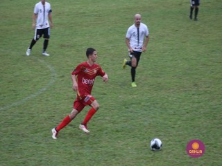 
<a style='margin-left: 5px;' class='btn btn-xs btn-social btn-facebook' href='https://www.facebook.com/sharer/sharer.php?u=https://www.boladovale.com.br/imgs/800-800-90/conteudo/fotos/1538/img8249.jpg' rel='popup' data-width='500' data-height='400'><i class='fa fa-facebook'></i>Compartilhar <span class='hidden-xs'>no Facebook</span>
</a> 
<a class='btn btn-default btn-xs' target='_blank' href='imgs/800-800-90/conteudo/fotos/1538/img8249.jpg'>
<span class='glyphicon glyphicon-cloud-download'></span> Salvar
</a> 
<span></span>