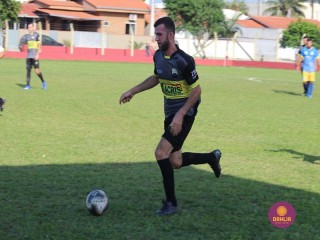 
<a style='margin-left: 5px;' class='btn btn-xs btn-social btn-facebook' href='https://www.facebook.com/sharer/sharer.php?u=https://www.boladovale.com.br/imgs/800-800-90/conteudo/fotos/1539/img8929.jpg' rel='popup' data-width='500' data-height='400'><i class='fa fa-facebook'></i>Compartilhar <span class='hidden-xs'>no Facebook</span>
</a> 
<a class='btn btn-default btn-xs' target='_blank' href='imgs/800-800-90/conteudo/fotos/1539/img8929.jpg'>
<span class='glyphicon glyphicon-cloud-download'></span> Salvar
</a> 
<span></span>