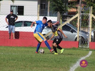 
<a style='margin-left: 5px;' class='btn btn-xs btn-social btn-facebook' href='https://www.facebook.com/sharer/sharer.php?u=https://www.boladovale.com.br/imgs/800-800-90/conteudo/fotos/1539/img8950.jpg' rel='popup' data-width='500' data-height='400'><i class='fa fa-facebook'></i>Compartilhar <span class='hidden-xs'>no Facebook</span>
</a> 
<a class='btn btn-default btn-xs' target='_blank' href='imgs/800-800-90/conteudo/fotos/1539/img8950.jpg'>
<span class='glyphicon glyphicon-cloud-download'></span> Salvar
</a> 
<span></span>