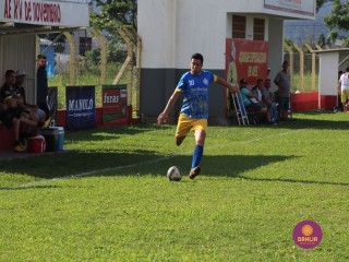 
<a style='margin-left: 5px;' class='btn btn-xs btn-social btn-facebook' href='https://www.facebook.com/sharer/sharer.php?u=https://www.boladovale.com.br/imgs/800-800-90/conteudo/fotos/1539/img8959.jpg' rel='popup' data-width='500' data-height='400'><i class='fa fa-facebook'></i>Compartilhar <span class='hidden-xs'>no Facebook</span>
</a> 
<a class='btn btn-default btn-xs' target='_blank' href='imgs/800-800-90/conteudo/fotos/1539/img8959.jpg'>
<span class='glyphicon glyphicon-cloud-download'></span> Salvar
</a> 
<span></span>