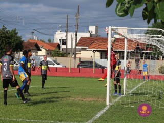 
<a style='margin-left: 5px;' class='btn btn-xs btn-social btn-facebook' href='https://www.facebook.com/sharer/sharer.php?u=https://www.boladovale.com.br/imgs/800-800-90/conteudo/fotos/1539/img8979.jpg' rel='popup' data-width='500' data-height='400'><i class='fa fa-facebook'></i>Compartilhar <span class='hidden-xs'>no Facebook</span>
</a> 
<a class='btn btn-default btn-xs' target='_blank' href='imgs/800-800-90/conteudo/fotos/1539/img8979.jpg'>
<span class='glyphicon glyphicon-cloud-download'></span> Salvar
</a> 
<span></span>