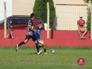 
<a style='margin-left: 5px;' class='btn btn-xs btn-social btn-facebook' href='https://www.facebook.com/sharer/sharer.php?u=https://www.boladovale.com.br/imgs/800-800-90/conteudo/fotos/1539/img8998.jpg' rel='popup' data-width='500' data-height='400'><i class='fa fa-facebook'></i>Compartilhar <span class='hidden-xs'>no Facebook</span>
</a> 
<a class='btn btn-default btn-xs' target='_blank' href='imgs/800-800-90/conteudo/fotos/1539/img8998.jpg'>
<span class='glyphicon glyphicon-cloud-download'></span> Salvar
</a> 
<span></span>