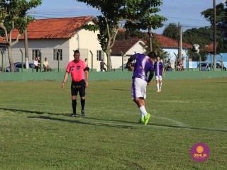 
<a style='margin-left: 5px;' class='btn btn-xs btn-social btn-facebook' href='https://www.facebook.com/sharer/sharer.php?u=https://www.boladovale.com.br/imgs/800-800-90/conteudo/fotos/1540/img9002.jpg' rel='popup' data-width='500' data-height='400'><i class='fa fa-facebook'></i>Compartilhar <span class='hidden-xs'>no Facebook</span>
</a> 
<a class='btn btn-default btn-xs' target='_blank' href='imgs/800-800-90/conteudo/fotos/1540/img9002.jpg'>
<span class='glyphicon glyphicon-cloud-download'></span> Salvar
</a> 
<span></span>