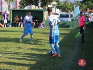 
<a style='margin-left: 5px;' class='btn btn-xs btn-social btn-facebook' href='https://www.facebook.com/sharer/sharer.php?u=https://www.boladovale.com.br/imgs/800-800-90/conteudo/fotos/1540/img9010.jpg' rel='popup' data-width='500' data-height='400'><i class='fa fa-facebook'></i>Compartilhar <span class='hidden-xs'>no Facebook</span>
</a> 
<a class='btn btn-default btn-xs' target='_blank' href='imgs/800-800-90/conteudo/fotos/1540/img9010.jpg'>
<span class='glyphicon glyphicon-cloud-download'></span> Salvar
</a> 
<span></span>
