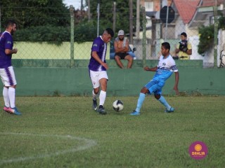 
<a style='margin-left: 5px;' class='btn btn-xs btn-social btn-facebook' href='https://www.facebook.com/sharer/sharer.php?u=https://www.boladovale.com.br/imgs/800-800-90/conteudo/fotos/1540/img9035.jpg' rel='popup' data-width='500' data-height='400'><i class='fa fa-facebook'></i>Compartilhar <span class='hidden-xs'>no Facebook</span>
</a> 
<a class='btn btn-default btn-xs' target='_blank' href='imgs/800-800-90/conteudo/fotos/1540/img9035.jpg'>
<span class='glyphicon glyphicon-cloud-download'></span> Salvar
</a> 
<span></span>