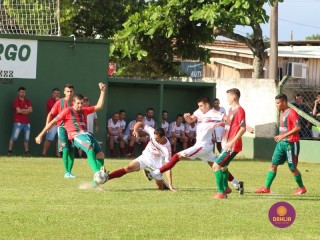 
<a style='margin-left: 5px;' class='btn btn-xs btn-social btn-facebook' href='https://www.facebook.com/sharer/sharer.php?u=https://www.boladovale.com.br/imgs/800-800-90/conteudo/fotos/1541/img6972.jpg' rel='popup' data-width='500' data-height='400'><i class='fa fa-facebook'></i>Compartilhar <span class='hidden-xs'>no Facebook</span>
</a> 
<a class='btn btn-default btn-xs' target='_blank' href='imgs/800-800-90/conteudo/fotos/1541/img6972.jpg'>
<span class='glyphicon glyphicon-cloud-download'></span> Salvar
</a> 
<span></span>