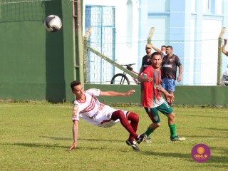 
<a style='margin-left: 5px;' class='btn btn-xs btn-social btn-facebook' href='https://www.facebook.com/sharer/sharer.php?u=https://www.boladovale.com.br/imgs/800-800-90/conteudo/fotos/1541/img6995.jpg' rel='popup' data-width='500' data-height='400'><i class='fa fa-facebook'></i>Compartilhar <span class='hidden-xs'>no Facebook</span>
</a> 
<a class='btn btn-default btn-xs' target='_blank' href='imgs/800-800-90/conteudo/fotos/1541/img6995.jpg'>
<span class='glyphicon glyphicon-cloud-download'></span> Salvar
</a> 
<span></span>