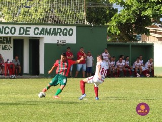 
<a style='margin-left: 5px;' class='btn btn-xs btn-social btn-facebook' href='https://www.facebook.com/sharer/sharer.php?u=https://www.boladovale.com.br/imgs/800-800-90/conteudo/fotos/1541/img6996.jpg' rel='popup' data-width='500' data-height='400'><i class='fa fa-facebook'></i>Compartilhar <span class='hidden-xs'>no Facebook</span>
</a> 
<a class='btn btn-default btn-xs' target='_blank' href='imgs/800-800-90/conteudo/fotos/1541/img6996.jpg'>
<span class='glyphicon glyphicon-cloud-download'></span> Salvar
</a> 
<span></span>