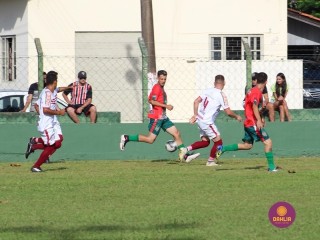 
<a style='margin-left: 5px;' class='btn btn-xs btn-social btn-facebook' href='https://www.facebook.com/sharer/sharer.php?u=https://www.boladovale.com.br/imgs/800-800-90/conteudo/fotos/1541/img7006.jpg' rel='popup' data-width='500' data-height='400'><i class='fa fa-facebook'></i>Compartilhar <span class='hidden-xs'>no Facebook</span>
</a> 
<a class='btn btn-default btn-xs' target='_blank' href='imgs/800-800-90/conteudo/fotos/1541/img7006.jpg'>
<span class='glyphicon glyphicon-cloud-download'></span> Salvar
</a> 
<span></span>