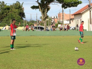 
<a style='margin-left: 5px;' class='btn btn-xs btn-social btn-facebook' href='https://www.facebook.com/sharer/sharer.php?u=https://www.boladovale.com.br/imgs/800-800-90/conteudo/fotos/1541/img7012.jpg' rel='popup' data-width='500' data-height='400'><i class='fa fa-facebook'></i>Compartilhar <span class='hidden-xs'>no Facebook</span>
</a> 
<a class='btn btn-default btn-xs' target='_blank' href='imgs/800-800-90/conteudo/fotos/1541/img7012.jpg'>
<span class='glyphicon glyphicon-cloud-download'></span> Salvar
</a> 
<span></span>