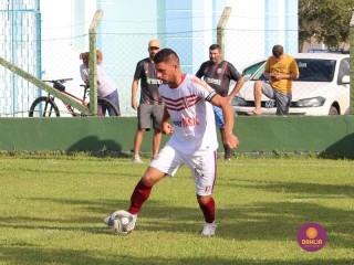 
<a style='margin-left: 5px;' class='btn btn-xs btn-social btn-facebook' href='https://www.facebook.com/sharer/sharer.php?u=https://www.boladovale.com.br/imgs/800-800-90/conteudo/fotos/1541/img7016.jpg' rel='popup' data-width='500' data-height='400'><i class='fa fa-facebook'></i>Compartilhar <span class='hidden-xs'>no Facebook</span>
</a> 
<a class='btn btn-default btn-xs' target='_blank' href='imgs/800-800-90/conteudo/fotos/1541/img7016.jpg'>
<span class='glyphicon glyphicon-cloud-download'></span> Salvar
</a> 
<span></span>