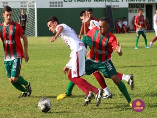 
<a style='margin-left: 5px;' class='btn btn-xs btn-social btn-facebook' href='https://www.facebook.com/sharer/sharer.php?u=https://www.boladovale.com.br/imgs/800-800-90/conteudo/fotos/1541/img7040.jpg' rel='popup' data-width='500' data-height='400'><i class='fa fa-facebook'></i>Compartilhar <span class='hidden-xs'>no Facebook</span>
</a> 
<a class='btn btn-default btn-xs' target='_blank' href='imgs/800-800-90/conteudo/fotos/1541/img7040.jpg'>
<span class='glyphicon glyphicon-cloud-download'></span> Salvar
</a> 
<span></span>