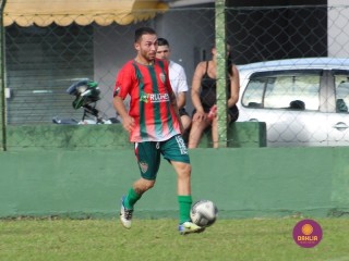 
<a style='margin-left: 5px;' class='btn btn-xs btn-social btn-facebook' href='https://www.facebook.com/sharer/sharer.php?u=https://www.boladovale.com.br/imgs/800-800-90/conteudo/fotos/1541/img7092.jpg' rel='popup' data-width='500' data-height='400'><i class='fa fa-facebook'></i>Compartilhar <span class='hidden-xs'>no Facebook</span>
</a> 
<a class='btn btn-default btn-xs' target='_blank' href='imgs/800-800-90/conteudo/fotos/1541/img7092.jpg'>
<span class='glyphicon glyphicon-cloud-download'></span> Salvar
</a> 
<span></span>
