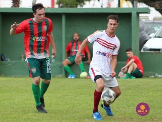 
<a style='margin-left: 5px;' class='btn btn-xs btn-social btn-facebook' href='https://www.facebook.com/sharer/sharer.php?u=https://www.boladovale.com.br/imgs/800-800-90/conteudo/fotos/1541/img7256.jpg' rel='popup' data-width='500' data-height='400'><i class='fa fa-facebook'></i>Compartilhar <span class='hidden-xs'>no Facebook</span>
</a> 
<a class='btn btn-default btn-xs' target='_blank' href='imgs/800-800-90/conteudo/fotos/1541/img7256.jpg'>
<span class='glyphicon glyphicon-cloud-download'></span> Salvar
</a> 
<span></span>