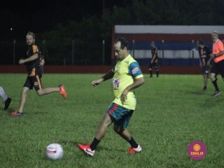 
<a style='margin-left: 5px;' class='btn btn-xs btn-social btn-facebook' href='https://www.facebook.com/sharer/sharer.php?u=https://www.boladovale.com.br/imgs/800-800-90/conteudo/fotos/1542/img9561.jpg' rel='popup' data-width='500' data-height='400'><i class='fa fa-facebook'></i>Compartilhar <span class='hidden-xs'>no Facebook</span>
</a> 
<a class='btn btn-default btn-xs' target='_blank' href='imgs/800-800-90/conteudo/fotos/1542/img9561.jpg'>
<span class='glyphicon glyphicon-cloud-download'></span> Salvar
</a> 
<span></span>