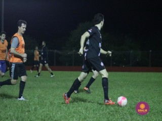 
<a style='margin-left: 5px;' class='btn btn-xs btn-social btn-facebook' href='https://www.facebook.com/sharer/sharer.php?u=https://www.boladovale.com.br/imgs/800-800-90/conteudo/fotos/1542/img9601.jpg' rel='popup' data-width='500' data-height='400'><i class='fa fa-facebook'></i>Compartilhar <span class='hidden-xs'>no Facebook</span>
</a> 
<a class='btn btn-default btn-xs' target='_blank' href='imgs/800-800-90/conteudo/fotos/1542/img9601.jpg'>
<span class='glyphicon glyphicon-cloud-download'></span> Salvar
</a> 
<span></span>