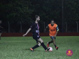 
<a style='margin-left: 5px;' class='btn btn-xs btn-social btn-facebook' href='https://www.facebook.com/sharer/sharer.php?u=https://www.boladovale.com.br/imgs/800-800-90/conteudo/fotos/1542/img9626.jpg' rel='popup' data-width='500' data-height='400'><i class='fa fa-facebook'></i>Compartilhar <span class='hidden-xs'>no Facebook</span>
</a> 
<a class='btn btn-default btn-xs' target='_blank' href='imgs/800-800-90/conteudo/fotos/1542/img9626.jpg'>
<span class='glyphicon glyphicon-cloud-download'></span> Salvar
</a> 
<span></span>