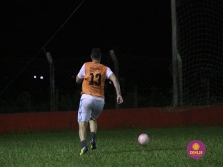 
<a style='margin-left: 5px;' class='btn btn-xs btn-social btn-facebook' href='https://www.facebook.com/sharer/sharer.php?u=https://www.boladovale.com.br/imgs/800-800-90/conteudo/fotos/1542/img9637.jpg' rel='popup' data-width='500' data-height='400'><i class='fa fa-facebook'></i>Compartilhar <span class='hidden-xs'>no Facebook</span>
</a> 
<a class='btn btn-default btn-xs' target='_blank' href='imgs/800-800-90/conteudo/fotos/1542/img9637.jpg'>
<span class='glyphicon glyphicon-cloud-download'></span> Salvar
</a> 
<span></span>