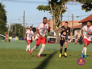 
<a style='margin-left: 5px;' class='btn btn-xs btn-social btn-facebook' href='https://www.facebook.com/sharer/sharer.php?u=https://www.boladovale.com.br/imgs/800-800-90/conteudo/fotos/1543/img9838.jpg' rel='popup' data-width='500' data-height='400'><i class='fa fa-facebook'></i>Compartilhar <span class='hidden-xs'>no Facebook</span>
</a> 
<a class='btn btn-default btn-xs' target='_blank' href='imgs/800-800-90/conteudo/fotos/1543/img9838.jpg'>
<span class='glyphicon glyphicon-cloud-download'></span> Salvar
</a> 
<span></span>