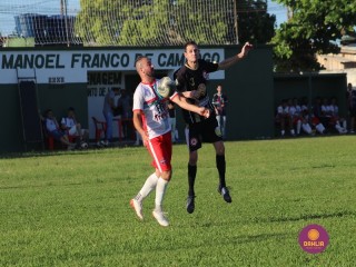 
<a style='margin-left: 5px;' class='btn btn-xs btn-social btn-facebook' href='https://www.facebook.com/sharer/sharer.php?u=https://www.boladovale.com.br/imgs/800-800-90/conteudo/fotos/1543/img9862.jpg' rel='popup' data-width='500' data-height='400'><i class='fa fa-facebook'></i>Compartilhar <span class='hidden-xs'>no Facebook</span>
</a> 
<a class='btn btn-default btn-xs' target='_blank' href='imgs/800-800-90/conteudo/fotos/1543/img9862.jpg'>
<span class='glyphicon glyphicon-cloud-download'></span> Salvar
</a> 
<span></span>