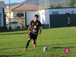 
<a style='margin-left: 5px;' class='btn btn-xs btn-social btn-facebook' href='https://www.facebook.com/sharer/sharer.php?u=https://www.boladovale.com.br/imgs/800-800-90/conteudo/fotos/1543/img9892.jpg' rel='popup' data-width='500' data-height='400'><i class='fa fa-facebook'></i>Compartilhar <span class='hidden-xs'>no Facebook</span>
</a> 
<a class='btn btn-default btn-xs' target='_blank' href='imgs/800-800-90/conteudo/fotos/1543/img9892.jpg'>
<span class='glyphicon glyphicon-cloud-download'></span> Salvar
</a> 
<span></span>
