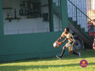 
<a style='margin-left: 5px;' class='btn btn-xs btn-social btn-facebook' href='https://www.facebook.com/sharer/sharer.php?u=https://www.boladovale.com.br/imgs/800-800-90/conteudo/fotos/1543/img9894.jpg' rel='popup' data-width='500' data-height='400'><i class='fa fa-facebook'></i>Compartilhar <span class='hidden-xs'>no Facebook</span>
</a> 
<a class='btn btn-default btn-xs' target='_blank' href='imgs/800-800-90/conteudo/fotos/1543/img9894.jpg'>
<span class='glyphicon glyphicon-cloud-download'></span> Salvar
</a> 
<span></span>