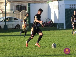 
<a style='margin-left: 5px;' class='btn btn-xs btn-social btn-facebook' href='https://www.facebook.com/sharer/sharer.php?u=https://www.boladovale.com.br/imgs/800-800-90/conteudo/fotos/1543/img9898.jpg' rel='popup' data-width='500' data-height='400'><i class='fa fa-facebook'></i>Compartilhar <span class='hidden-xs'>no Facebook</span>
</a> 
<a class='btn btn-default btn-xs' target='_blank' href='imgs/800-800-90/conteudo/fotos/1543/img9898.jpg'>
<span class='glyphicon glyphicon-cloud-download'></span> Salvar
</a> 
<span></span>